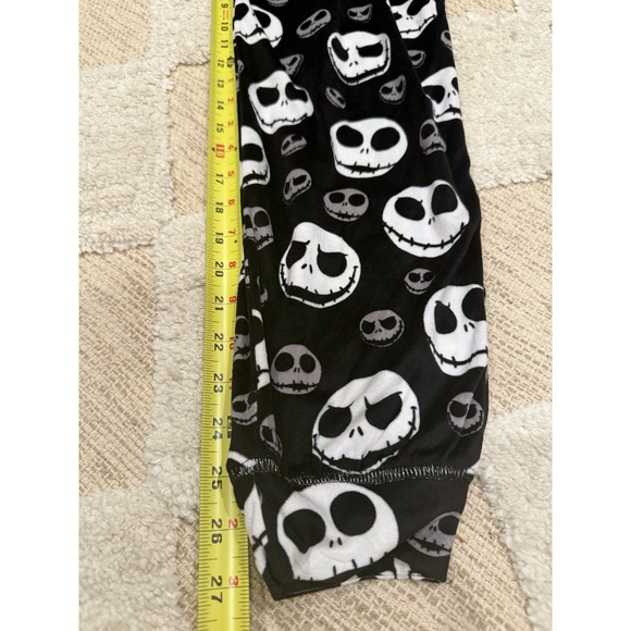 Nightmare Before Christmas Women's 2 Piece Pajama Set SZ 4-6 NWT Pants - Picture 8 of 9